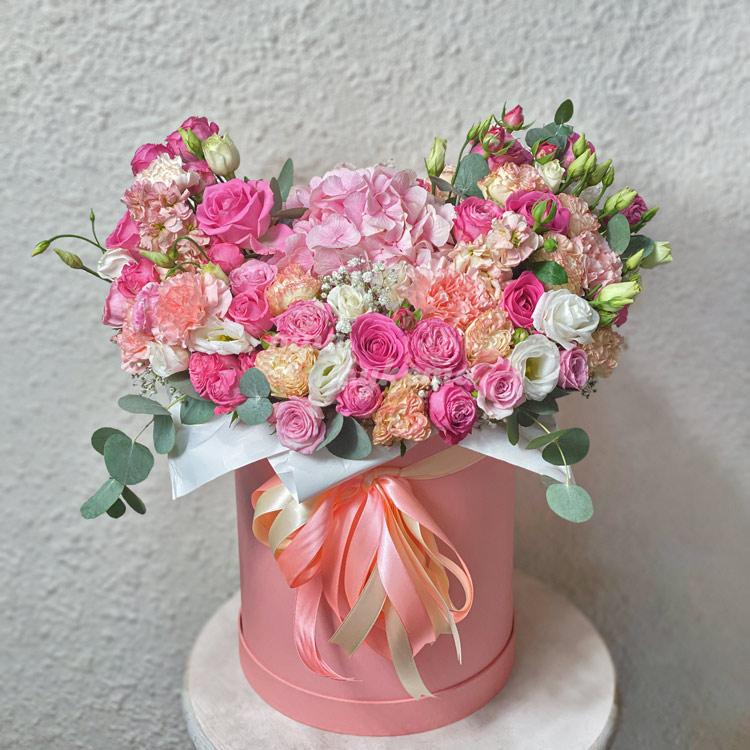 Букет в коробке «Элен»