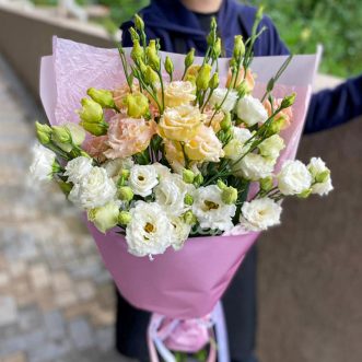 Букет из 11 эустом Букет из 11 эустом